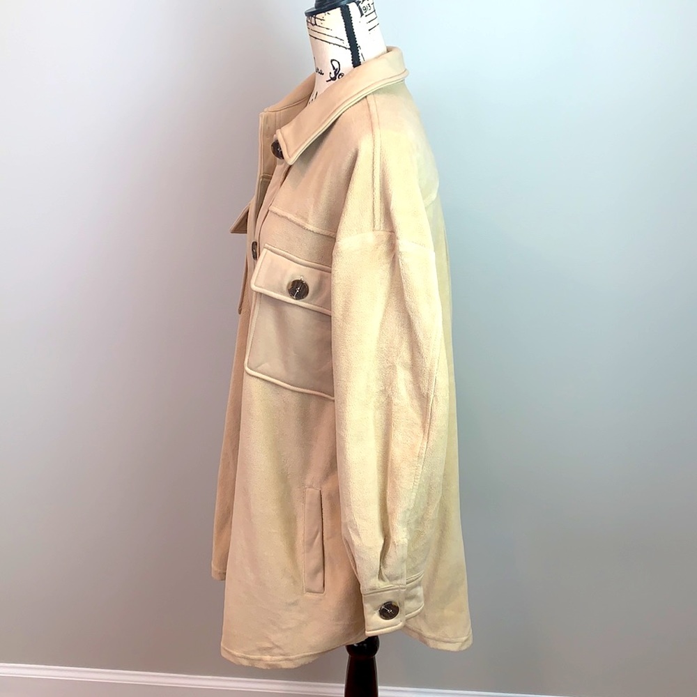 Plush Button Up Yellowstone Shacket Jacket - Picture 7 of 9